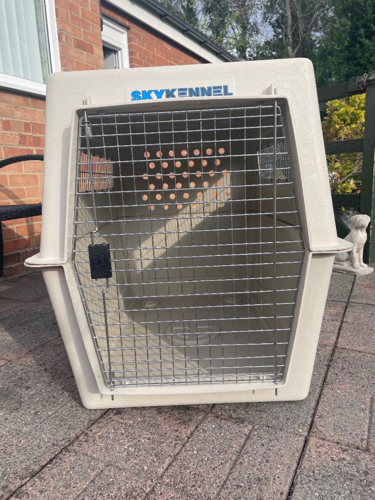 SkyKennel EXTRA-LARGE Pet Travel Crate Dog Cat Carrier - good Condition