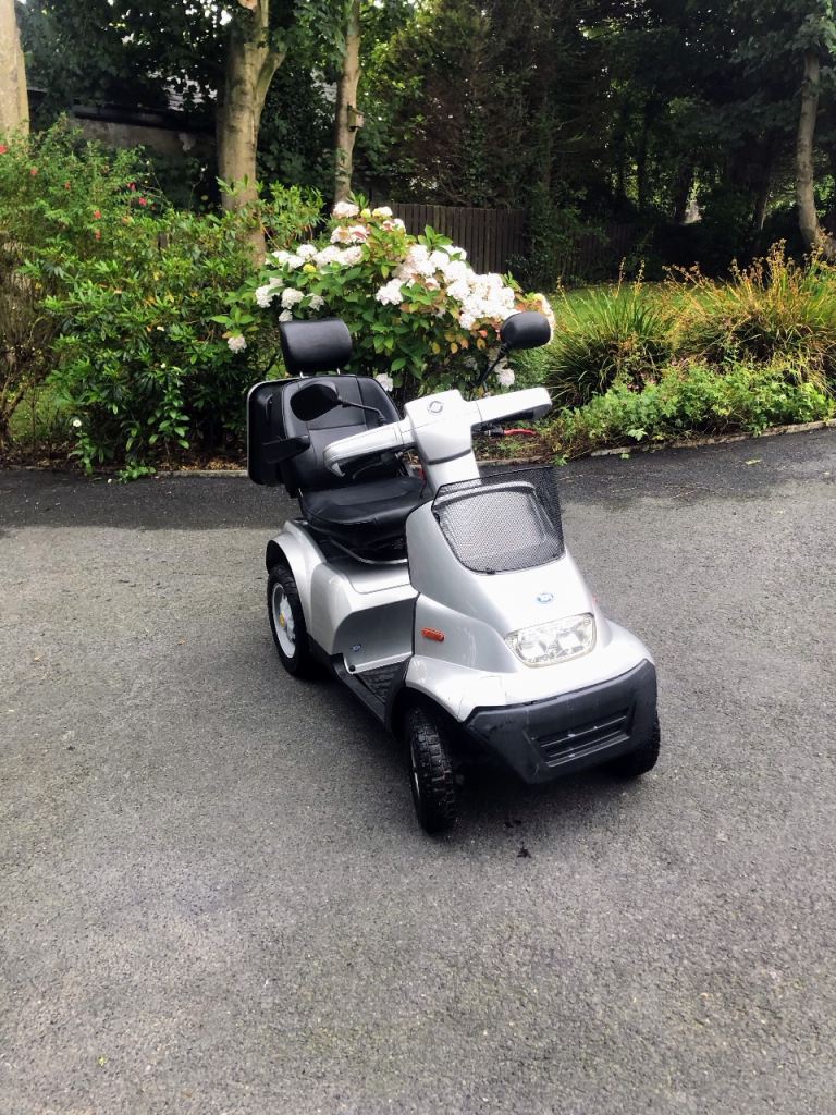TGA breeze S4 mobility scooter 