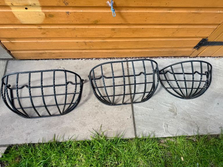 Powder Coated Iron Wall Planters