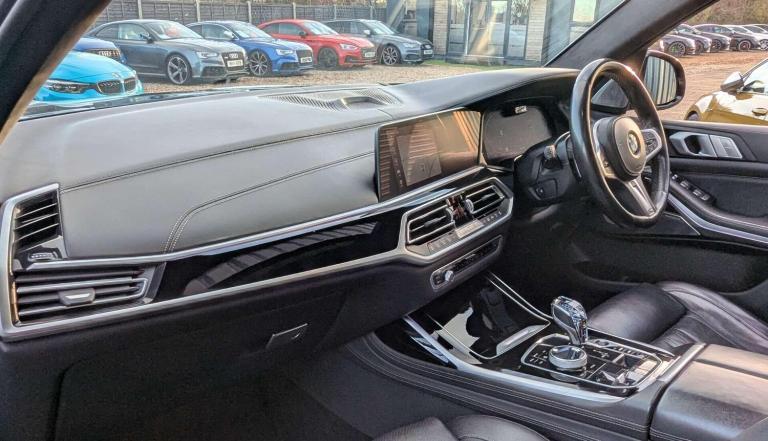  BMW X7 3.0 X7 xDrive 40i M Sport Auto 4WD 5dr Petrol Automatic