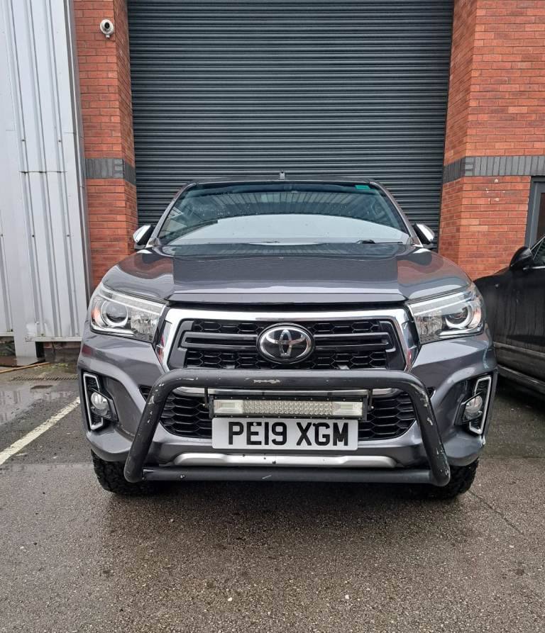 Hilux Invincible X 2019