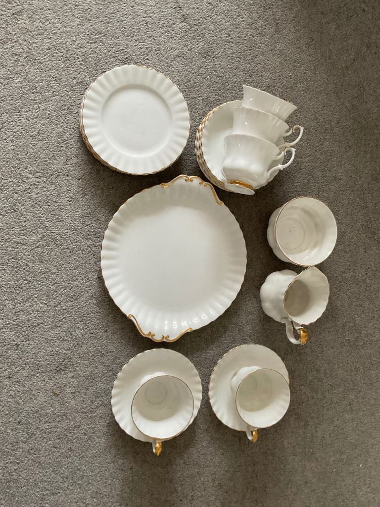 Bone china teaset