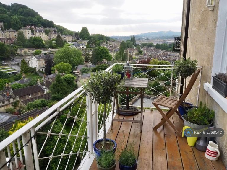 1 bedroom flat in Widcombe Crescent, Bath, BA2 (1 bed) (#2768040)