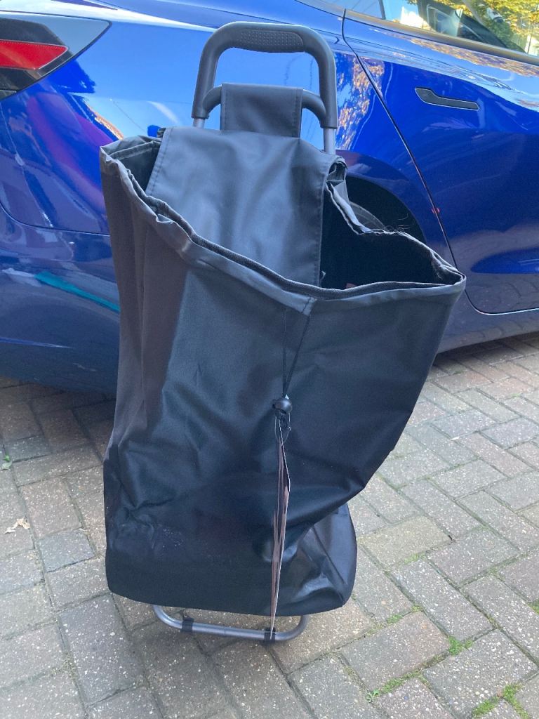 New Black Shopping Trolley with Wheels – 52 Litre Capacity