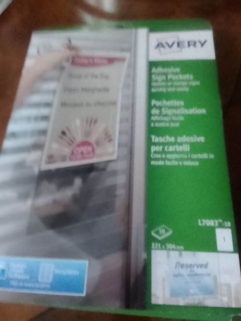 3 packets - Avery adhesive sign pockets 221 x 304 mm