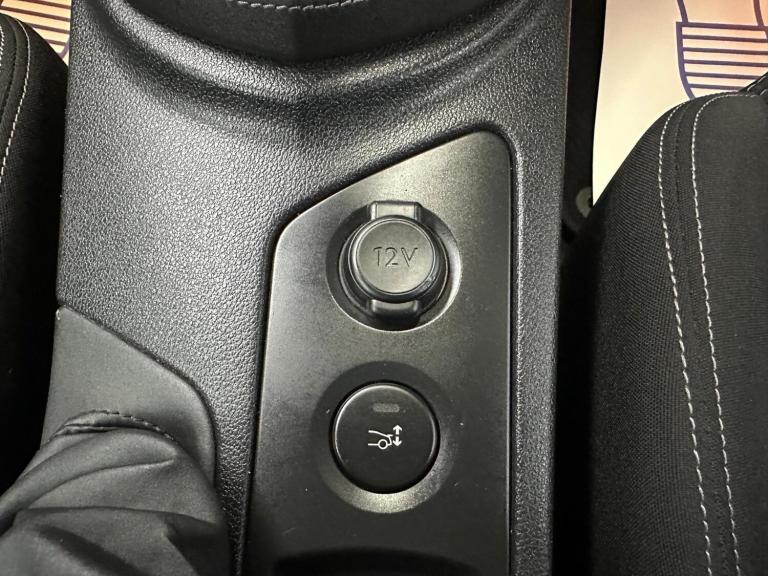 2013 Peugeot RCZ 2.0 HDi Sport Coupe 2dr Diesel Manual Euro 5 (163 ps) COUPE Diesel Manual