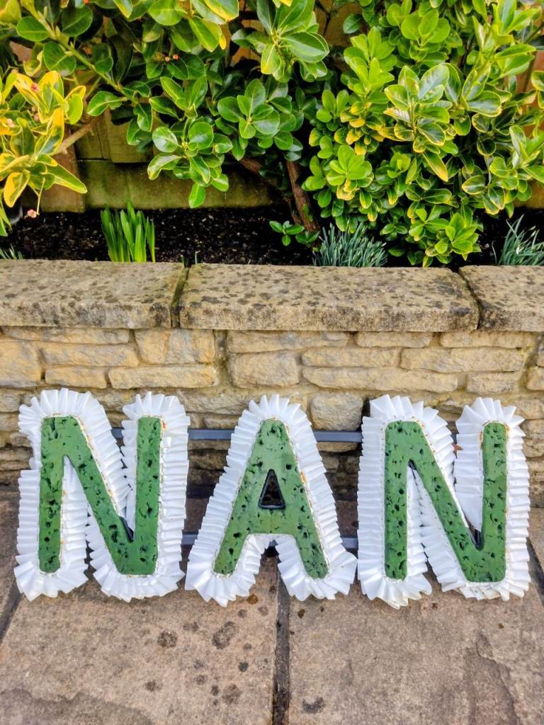 31" NAN Tribute Stand with Oasis. To refill with Fresh/Imitation Flowers/Foliage, see details!