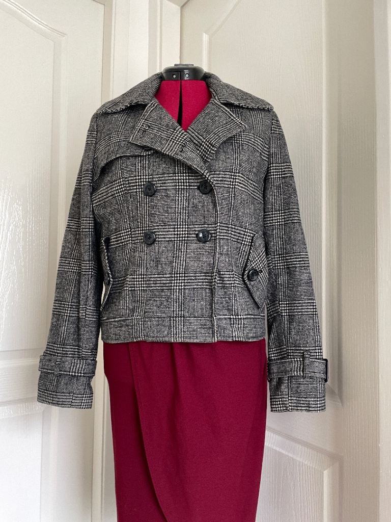 Mint & Berry Ladies Woollen Tweed Cropped Asymmetrical Jacket