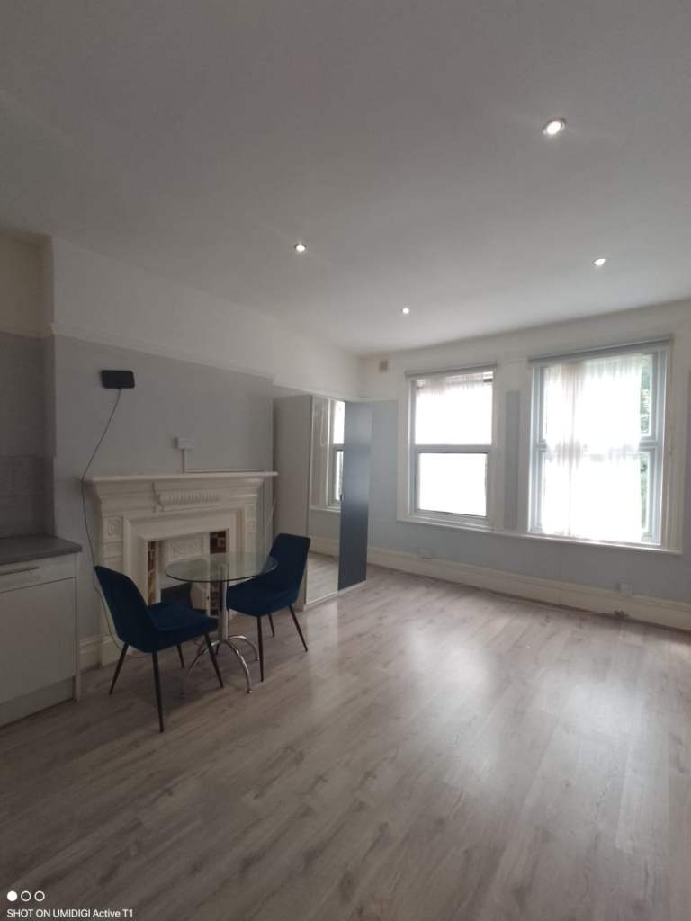 1 Bedroom Flat - Haringey Area - N22 7BD- DSS Mum & Baby welcome