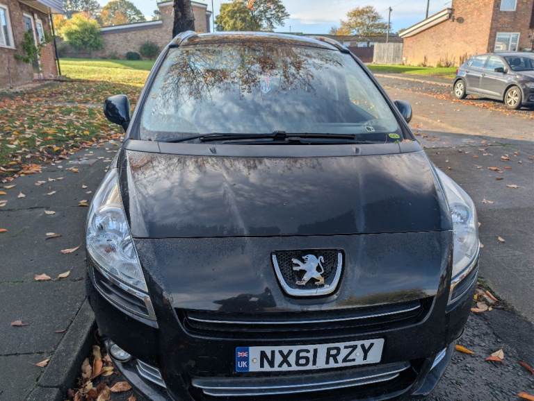 Peugeot, 5008, MPV, 2011, Manual, 1997 (cc), 5 doors