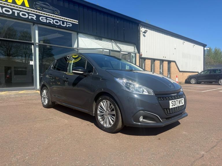 2017 Peugeot 208 1.2 PureTech 82 Allure 5dr HATCHBACK Petrol Manual
