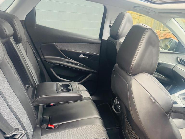 2018 Peugeot 3008 1.2 PureTech Allure 5dr HATCHBACK PETROL Manual
