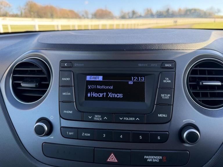 2018 Hyundai i10 1.0 SE 5dr HATCHBACK Petrol Manual