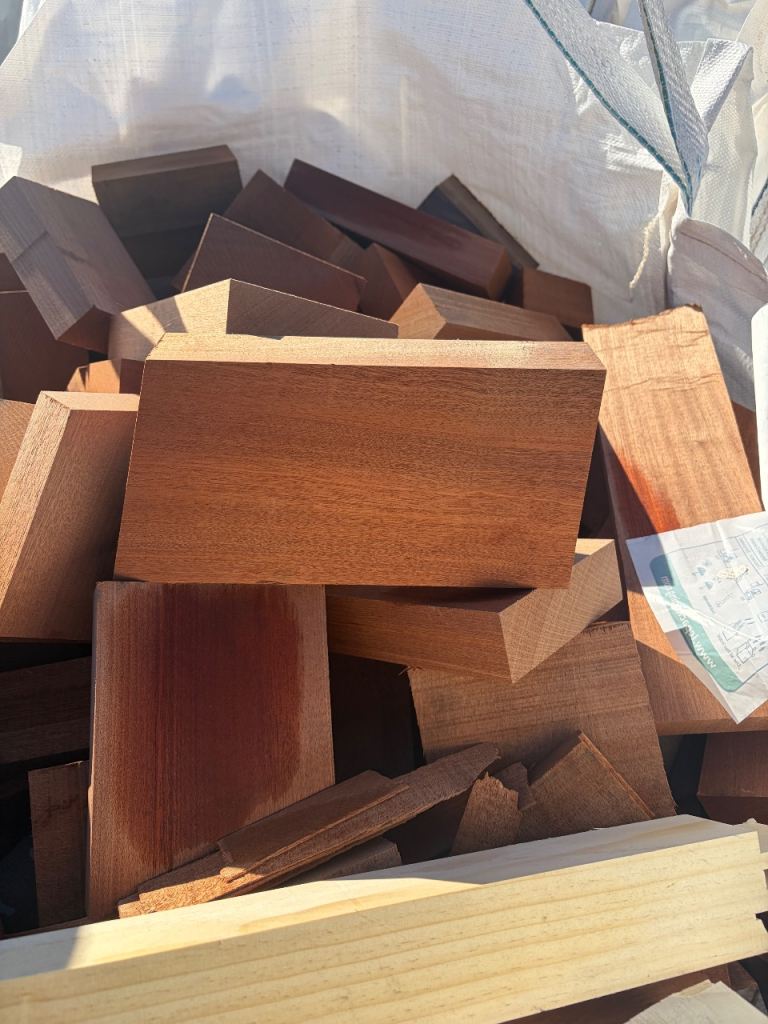 Hardwood-offcuts – Used & Cheap Deals | Wood & Timber | Gumtree
