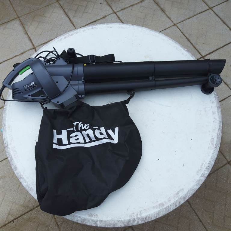 Garden vacuum / leaf blower