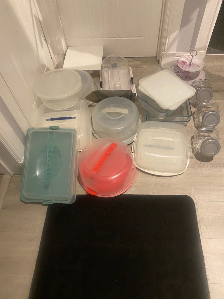 Cake Display/Storage etc