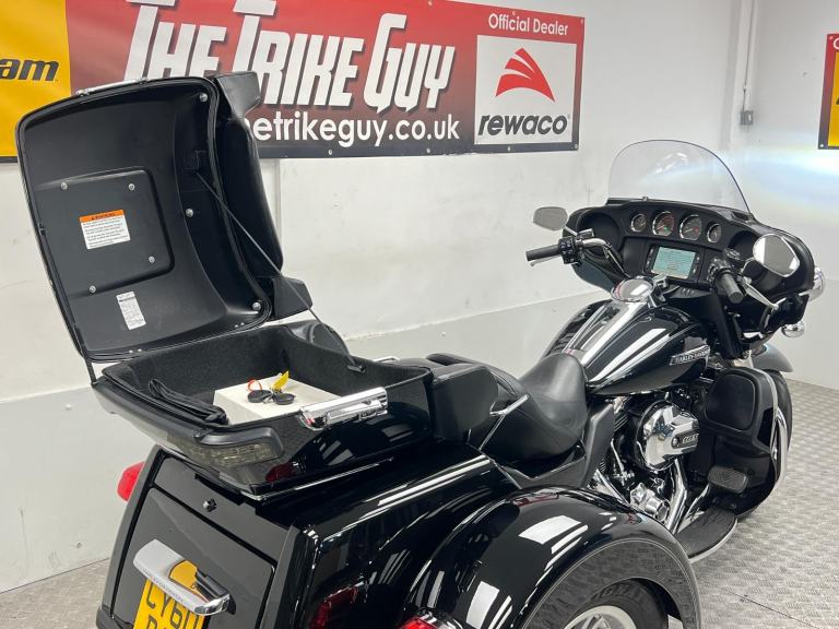 2015 Harley-Davidson Tri Glide 103 Trike - 20,000 Miles