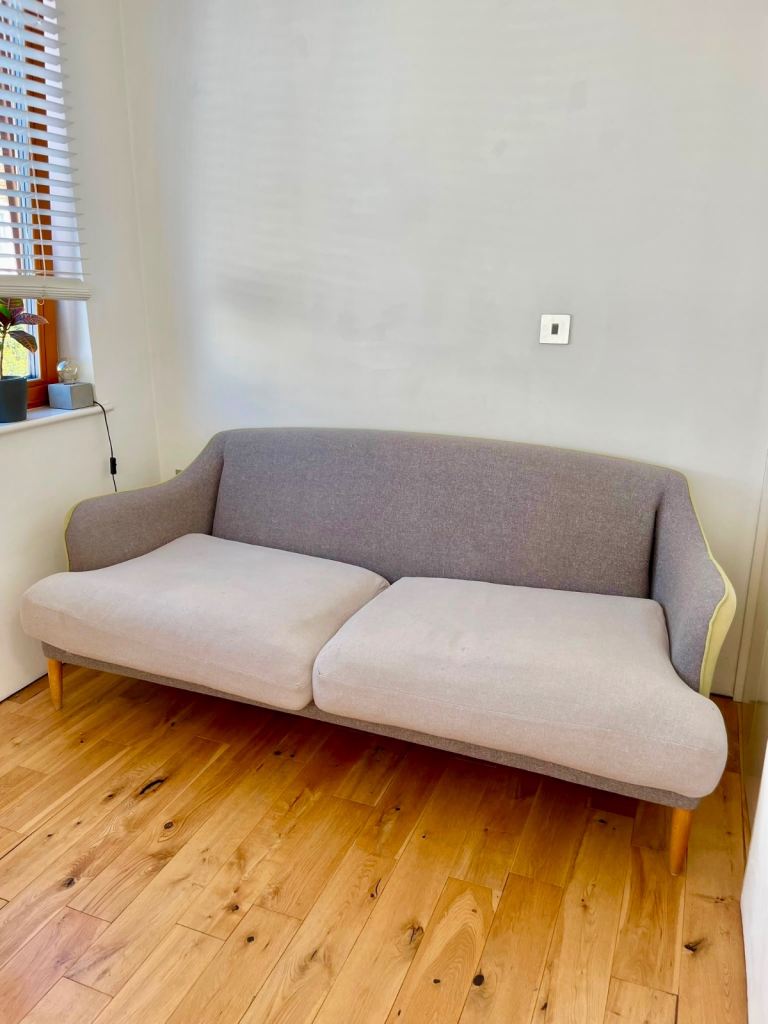 Bespoke James UK 3-Seater Sofa – High-End British Made – £695