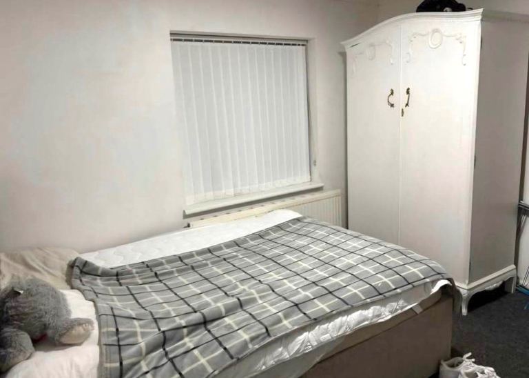 Double room including bills for single occupancy Postcode SL6 7SZ