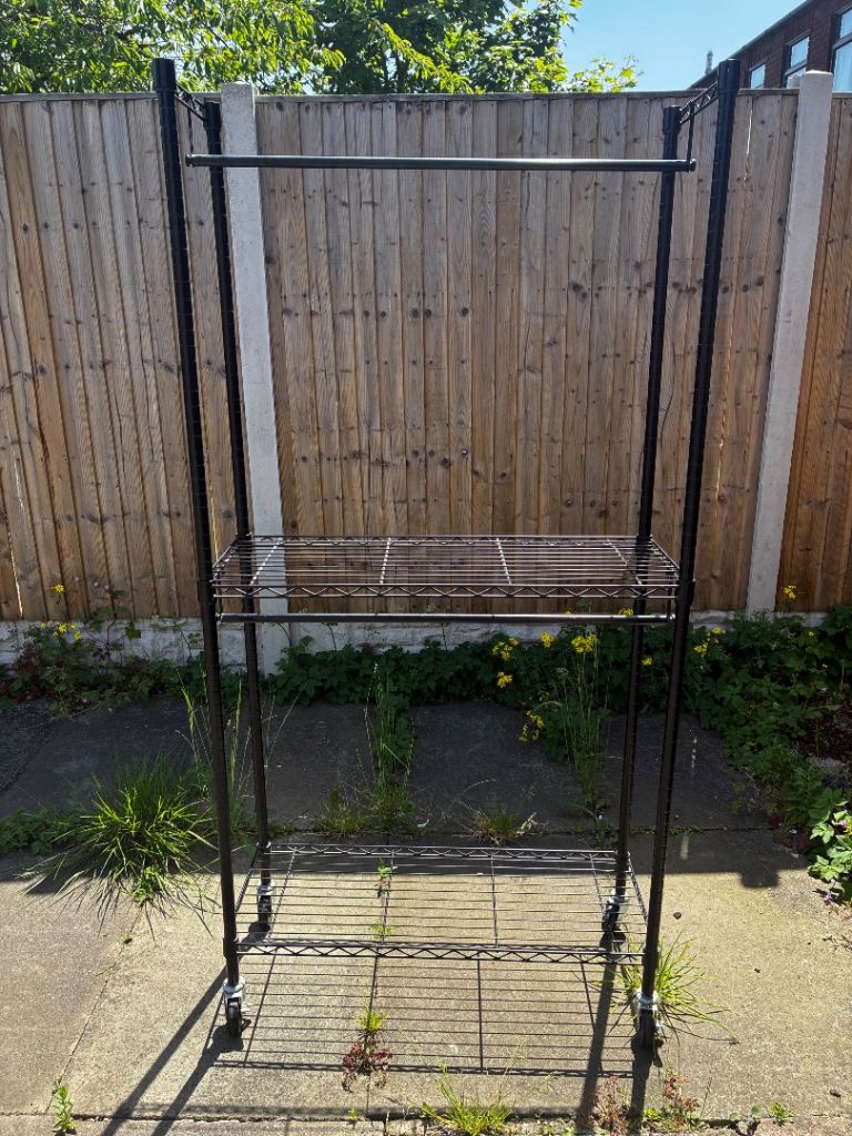 Clothing rack/rail