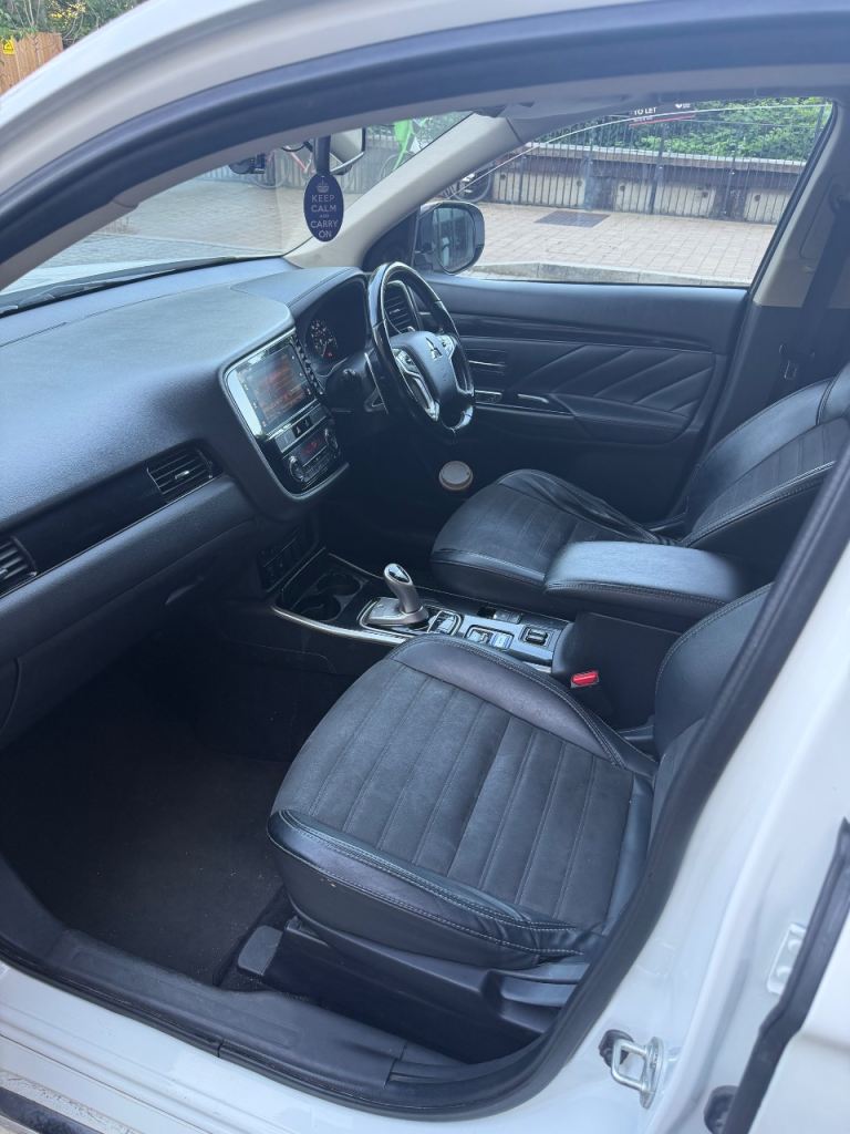Mitsubishi, OUTLANDER, Estate, 2019, PCO CAR - UBER/BOLT READY Other, 2360 (cc), 5 doors