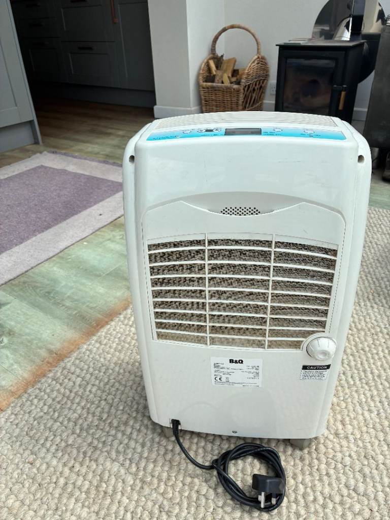 B&Q Dehumidifier