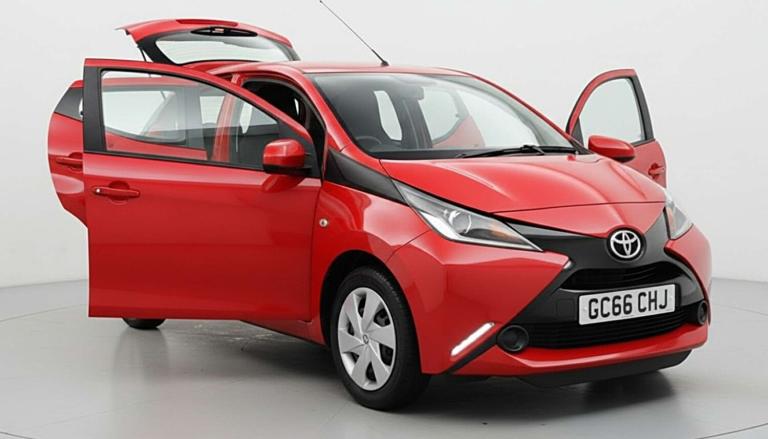 2016 Toyota AYGO 1.0 Aygo X-Play VVT-i 5dr Hatchback Petrol Manual