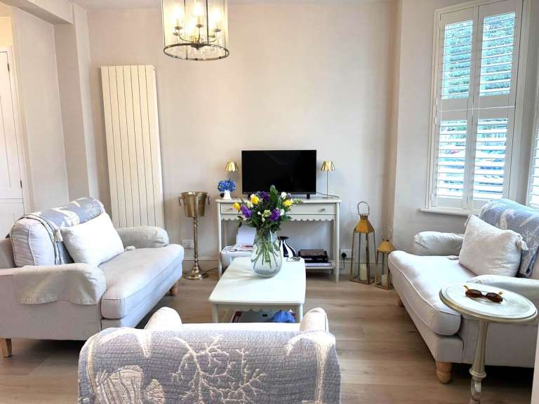 1 bedroom in Coningsby Road, Ealing