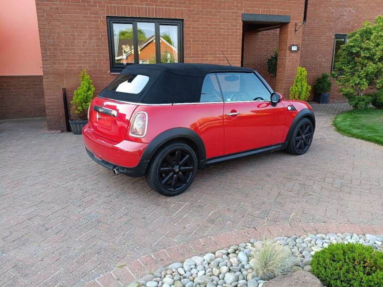 Mini Cooper Convertible 