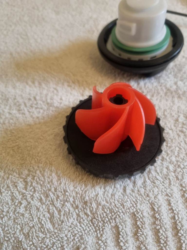 Car petrol caps x2 dont know what cars