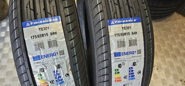 175 65 15   2 x NEW!! tyres Triangle Tem 11 M+S All Season