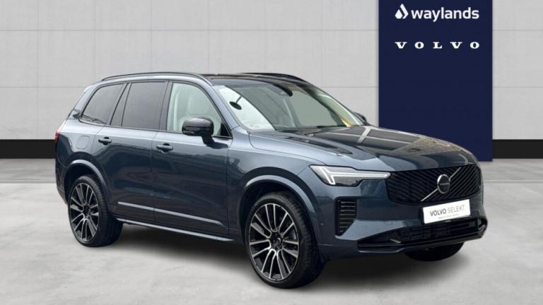2026 Volvo XC90 Ultra, T8 AWD Plug-in hybrid, Electric/Petrol, Dark, 7 Seats Estate Petrol Parall...