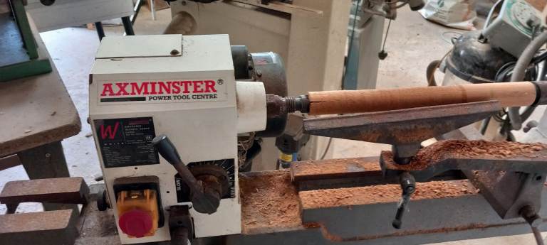 Axminster Power Tool Lathe – Good Working Condition