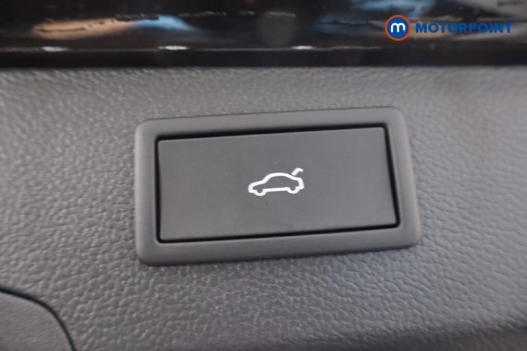 2025 Volkswagen Passat 1.5 TSI eHybrid Life 5dr DSG Estate Hybrid Automatic