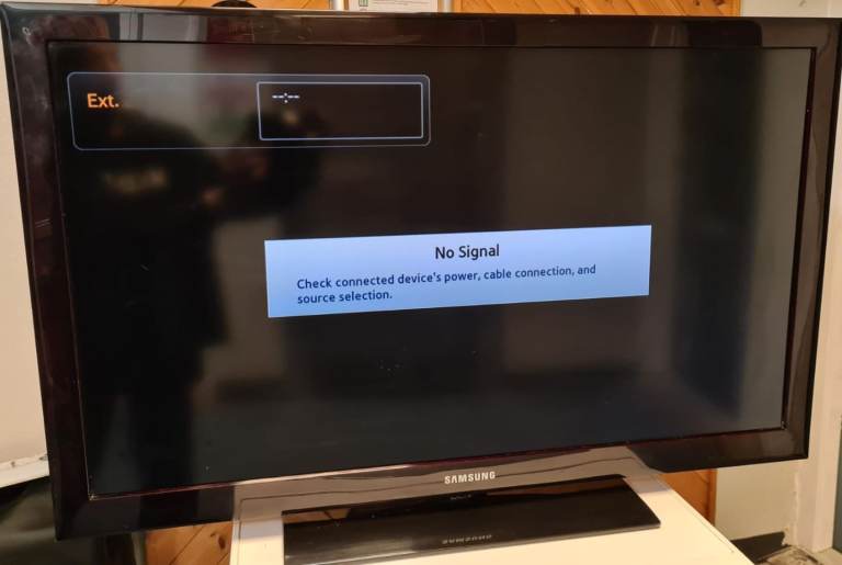 Samsung 40 inch Flatscreen TV Free with HDMI & USB Ports Free Delivery locally 