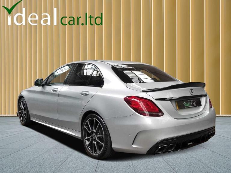  Mercedes-Benz C Class 2.0 C220d AMG Line (Premium) G-Tronic+ Euro 6 (s/s) 4dr Diesel Automatic
