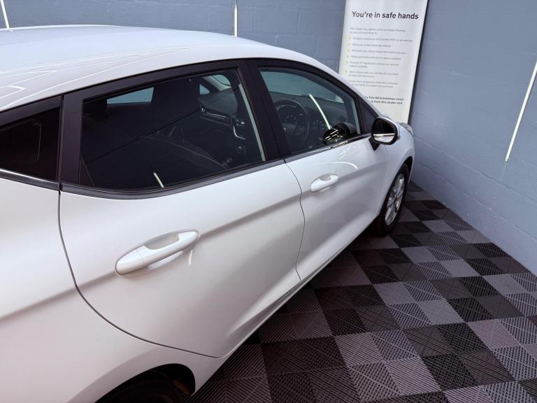 2017 Ford Fiesta 1.5 TDCi Zetec Euro 6 (s/s) 5dr HATCHBACK Diesel Manual