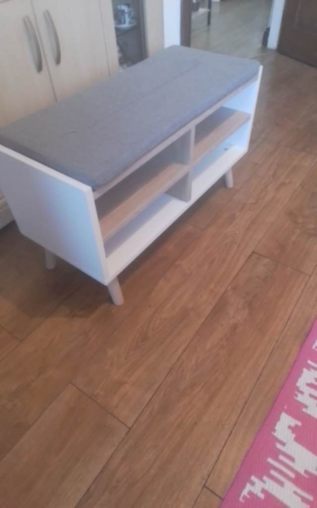 STYLISH STORAGE SEAT 