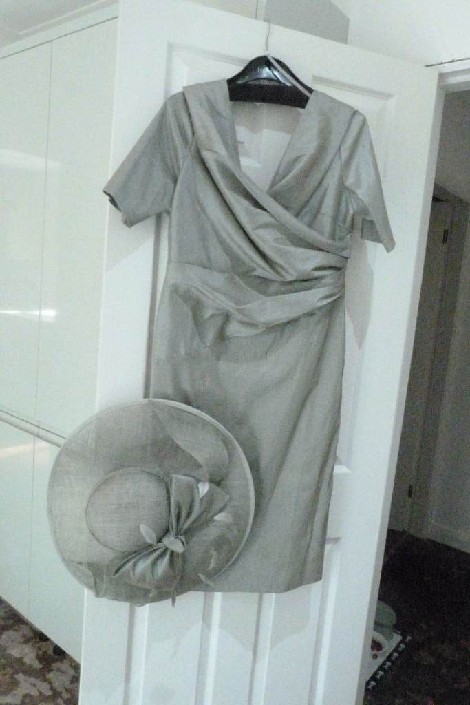 MOTHER OF BRIDE/GROOM OUTFIT [INSPIRATO }