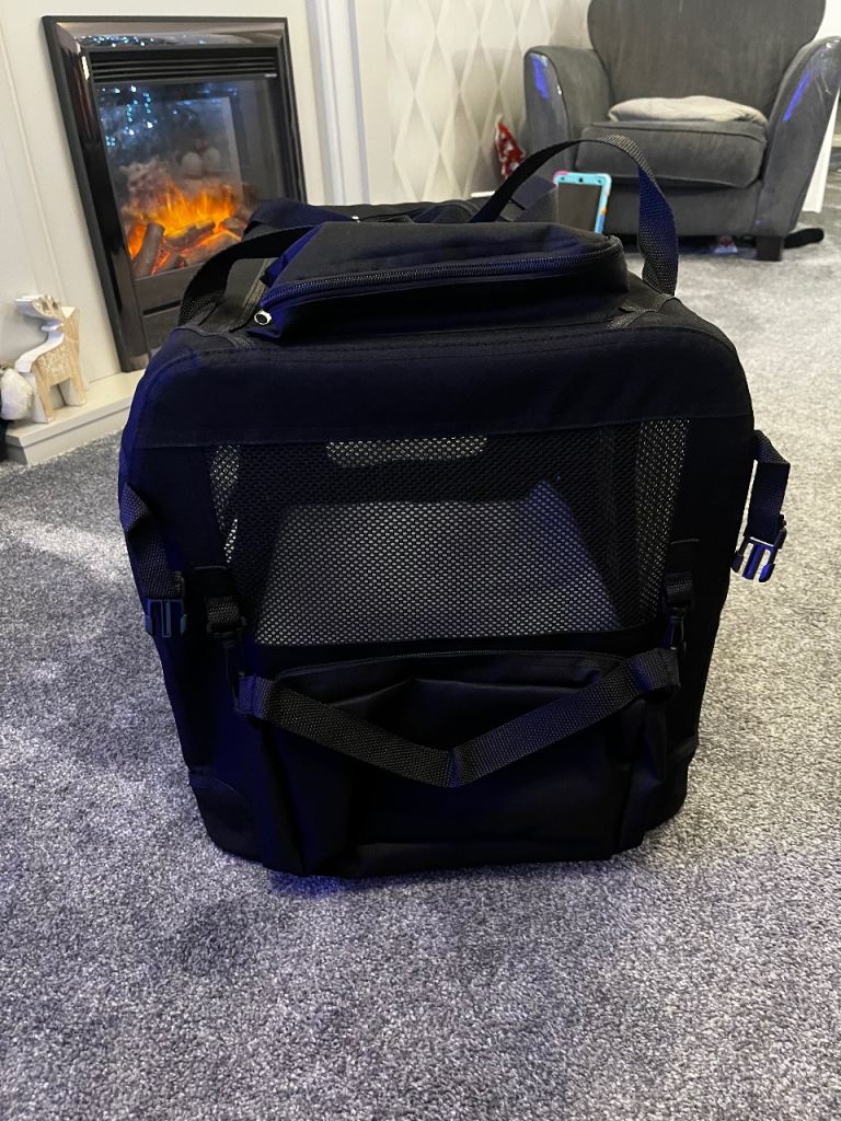Feandrea pet carrier black 