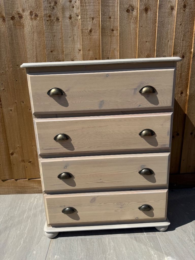 Solid Pine Chest of Drawers – Rustic Finish
