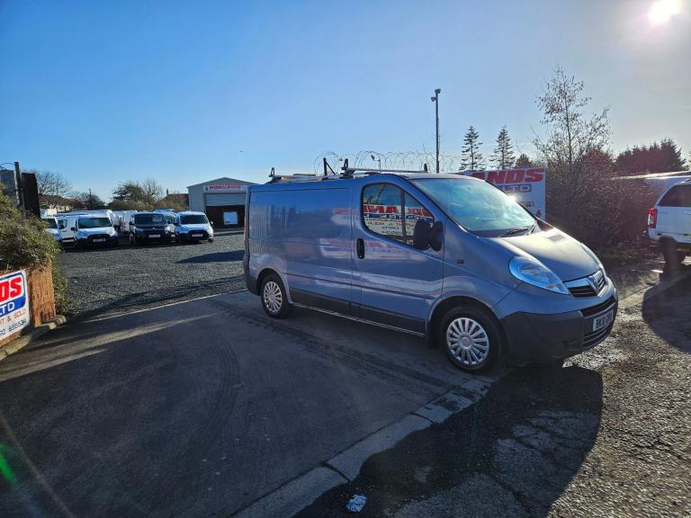 2010 ON 10 PLATE VAUXHALL VIVARO 2700 CDTI SWB