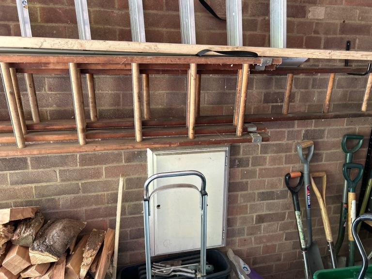 Wooden ladders triple extension