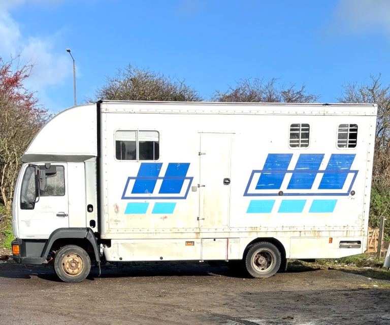 7.5 ton horse box 