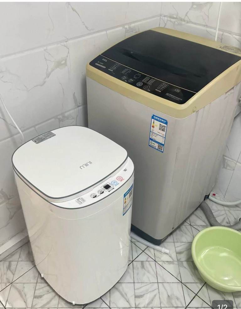 Changhong China fully automatic mini washing machine, with integrated wash and spin functions