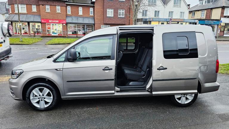2019 Volkswagen Caddy Maxi 2.0 TDI 102PS Window Van DSG WINDOW VAN Diesel Automatic