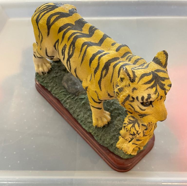 Tiger and Cub Decorative Figurine