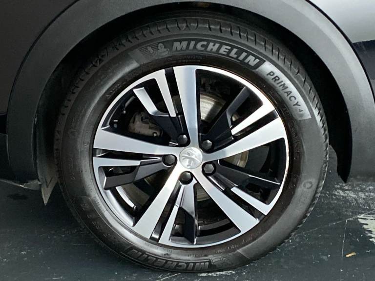 2020 Peugeot 5008 1.2 PureTech Active 5dr Crossover/SUV PETROL Manual