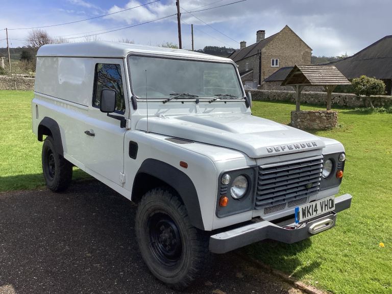 Land Rover Defender 110 2014