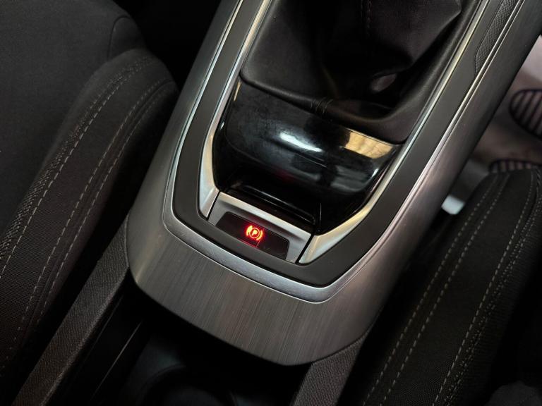 2017 Peugeot 308 1.6 BlueHDi 120 Allure 5dr ESTATE DIESEL Manual